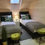 Ekosfera Pilawa Z Podgrzewanym Basenem Borne Sulinowo