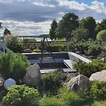 Ekosfera Pilawa Z Podgrzewanym Basenem Borne Sulinowo