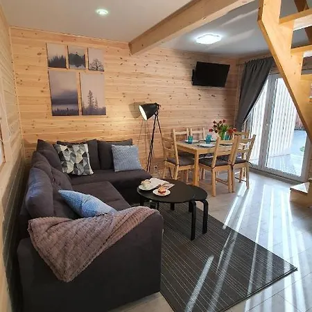 Ekosfera Pilawa Z Podgrzewanym Basenem