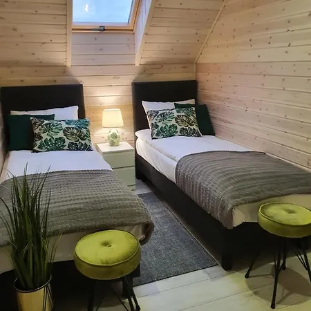 Ekosfera Pilawa Z Podgrzewanym Basenem בורנה סולינובו