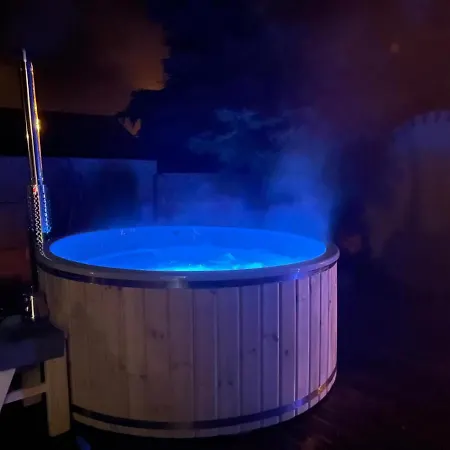 Ekosfera Pilawa Z Podgrzewanym Basenem *