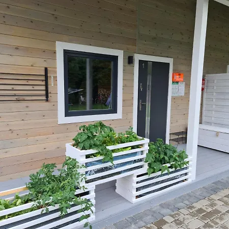 Ekosfera Pilawa Z Podgrzewanym Basenem דירה