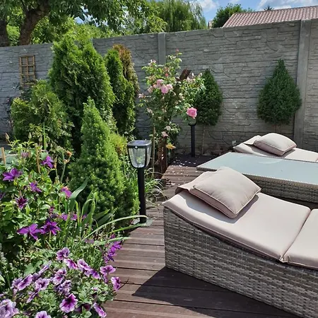 Ekosfera Pilawa Z Podgrzewanym Basenem דירה בורנה סולינובו