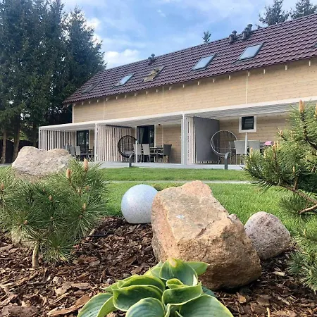 Ekosfera Pilawa Z Podgrzewanym Basenem