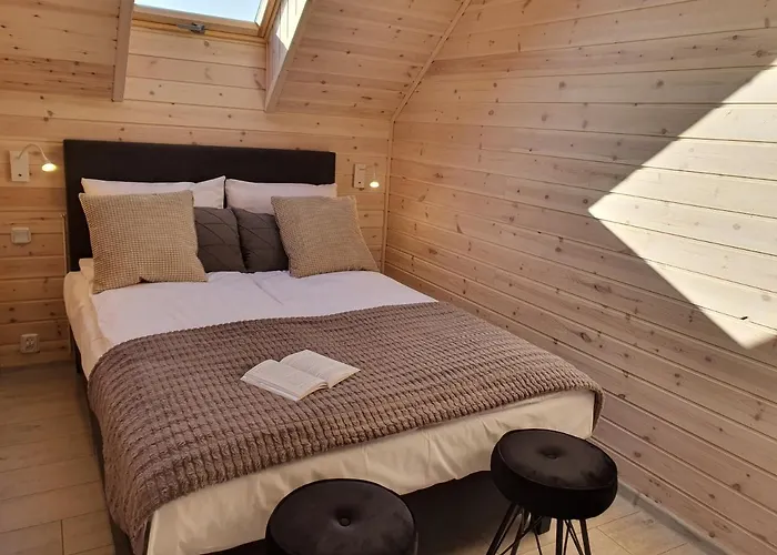 Ekosfera Pilawa Z Podgrzewanym Basenem *