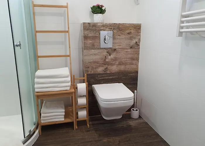 Ekosfera Pilawa Z Podgrzewanym Basenem Borne Sulinowo