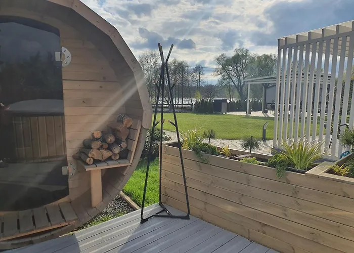 Ekosfera Pilawa Z Podgrzewanym Basenem Apartamento